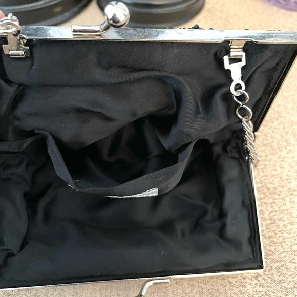 Sequin Beaded Convertible Crossbody Evening Clutch Purse - Picture 10 of 12